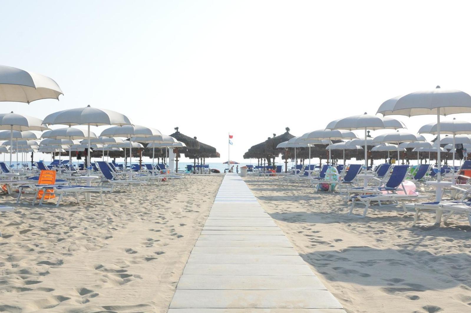 Hotel Cristallo Giulianova Luaran gambar